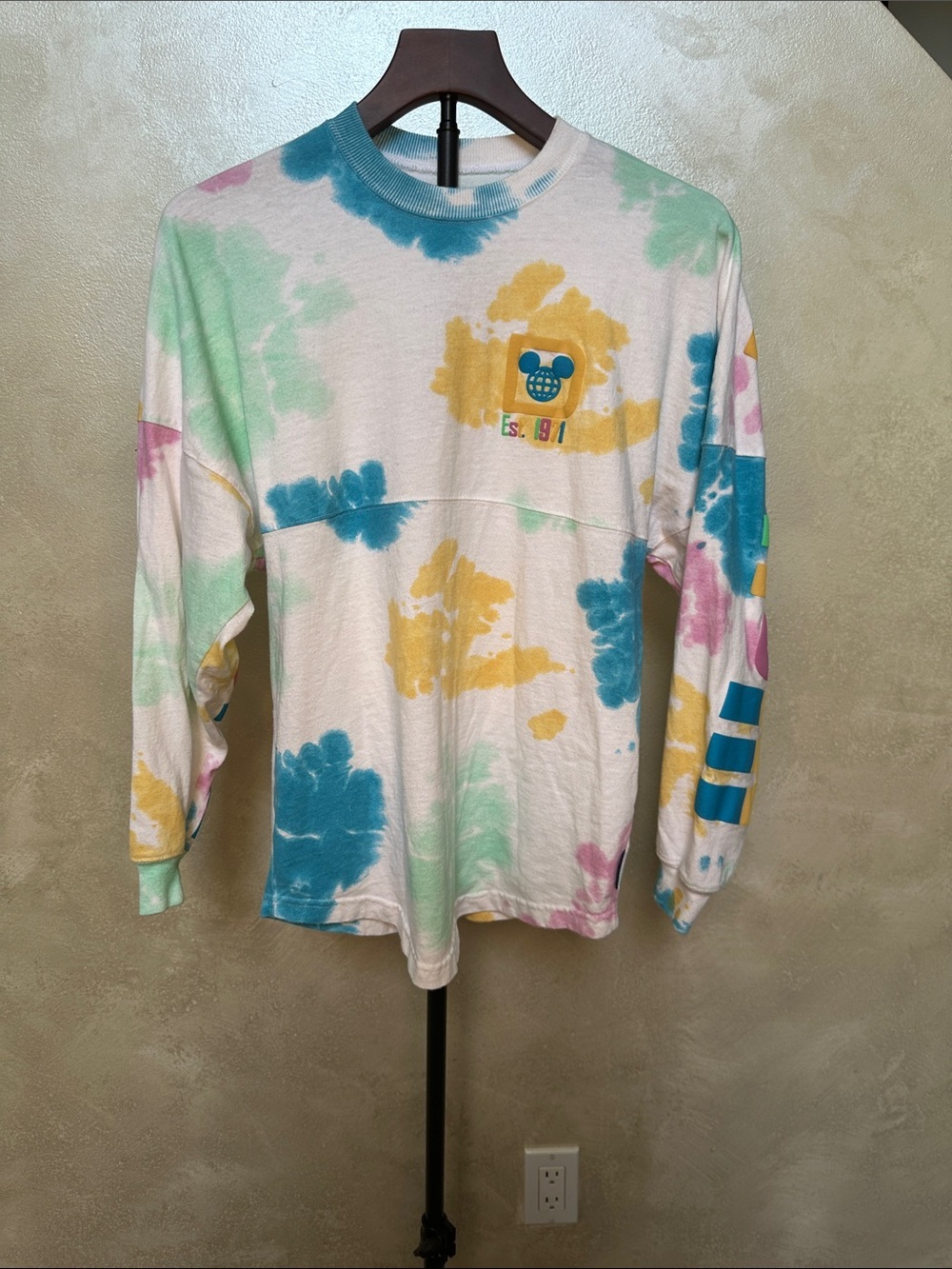 Walt Disney World Spirit Tour Jersey, tie dye, size XS